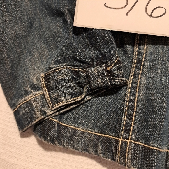 Gymboree girls size 5/6 medium wash jean jacket - Picture 4 of 4
